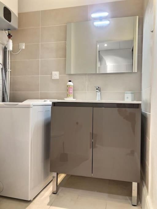 Appartement Elegant Et Confortable Cote Gare Ambérieu-en-Bugey 외부 사진